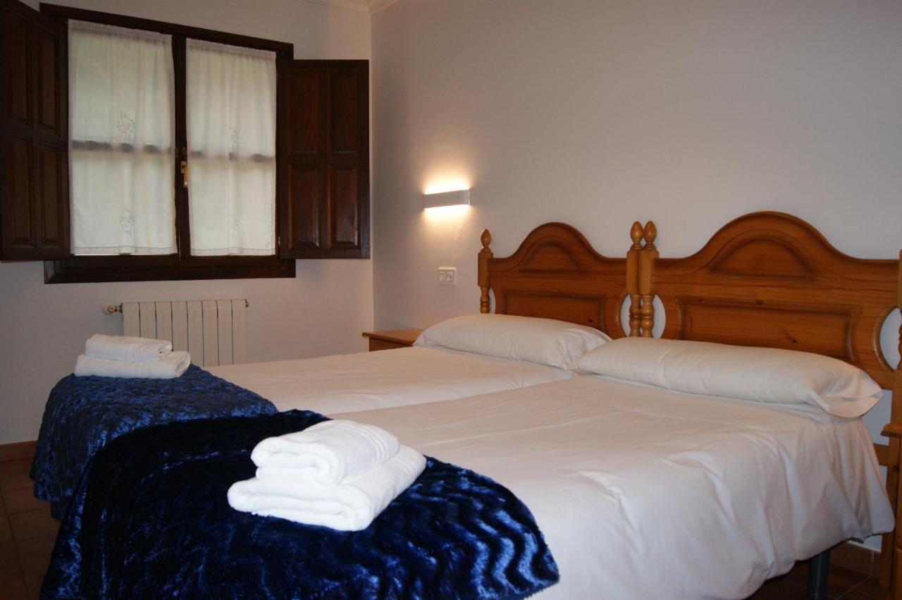 Apartamentos Camin De Pelayo Las Rozas Exteriör bild